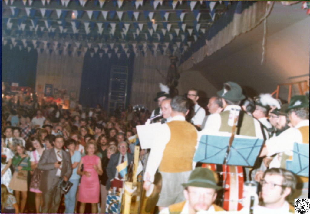 1975 10 12 01 Baltimore Oktoberfest.jpg